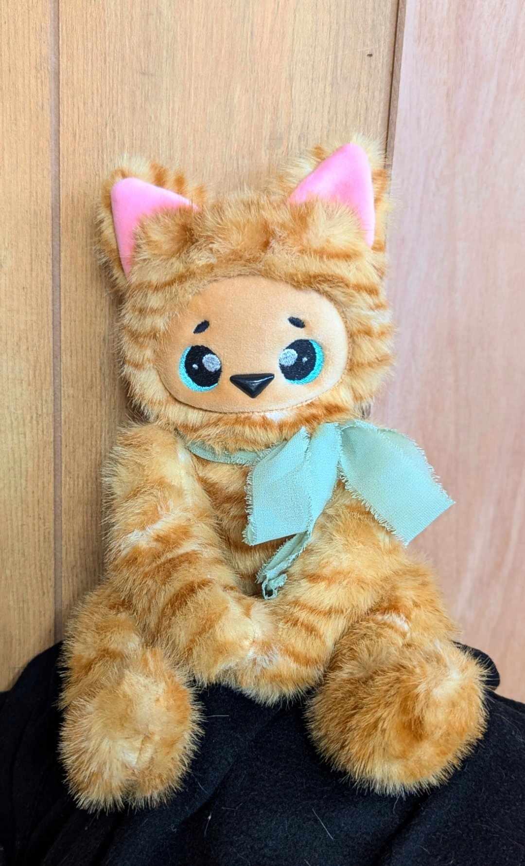 Cheeto- the orange tabby