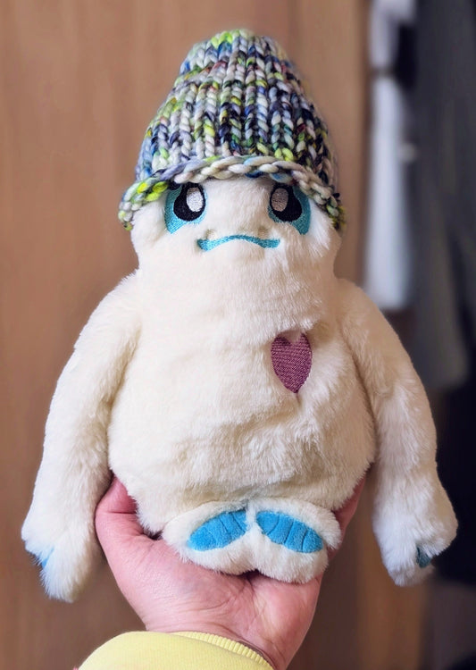 Winter yeti medium size
